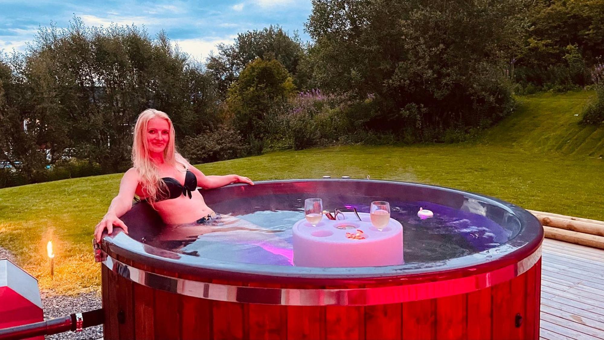 Familyfriendly-modern, In The Fishingtown Stamsund, With Sauna And Jacuzzi Апартаменты Стамсунн