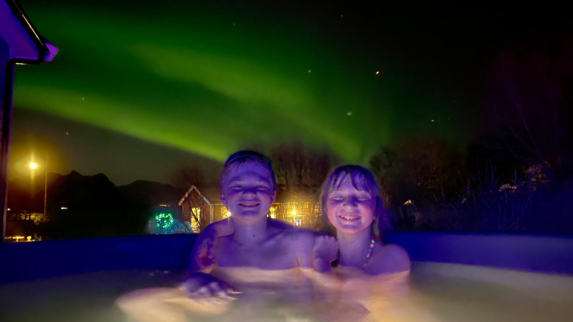 Familyfriendly-modern, In The Fishingtown Stamsund, With Sauna And Jacuzzi Апартаменты *